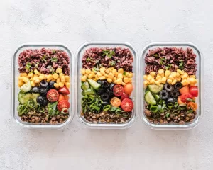 Master Meal Prep for a Healthy 2025